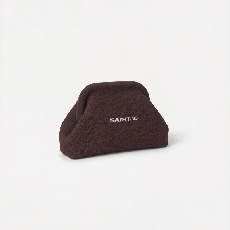 SIGNATURE CLUTCH