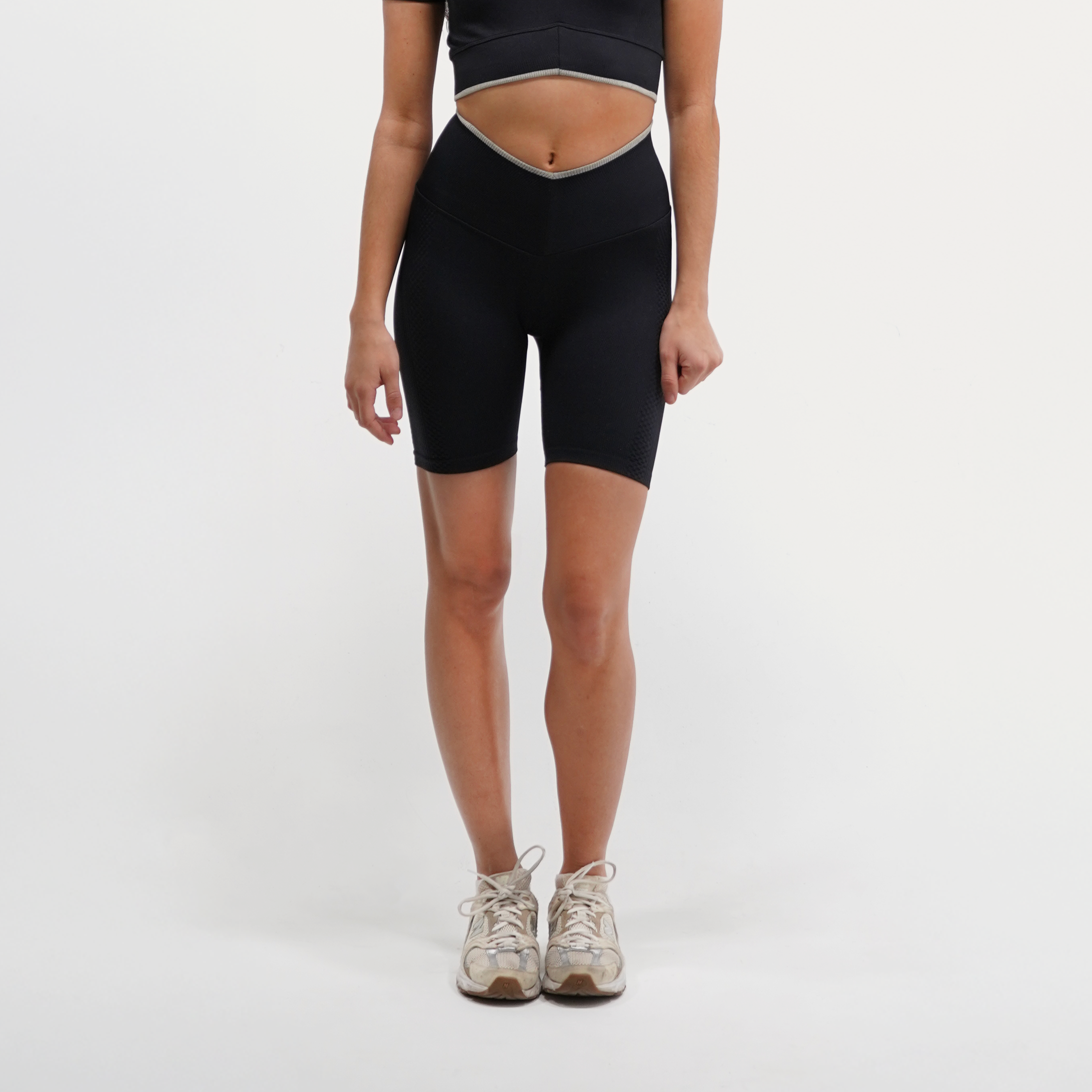 SIGNATURE V BIKE SHORT